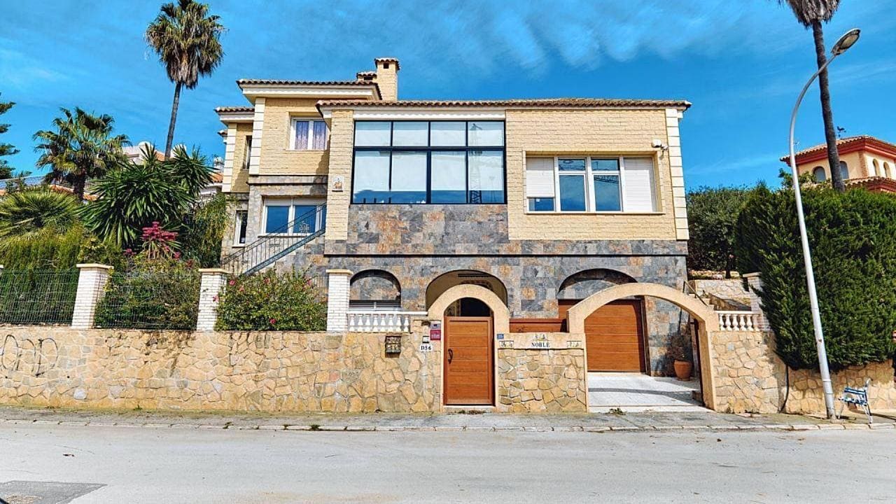 cv-056-antaal-life-1