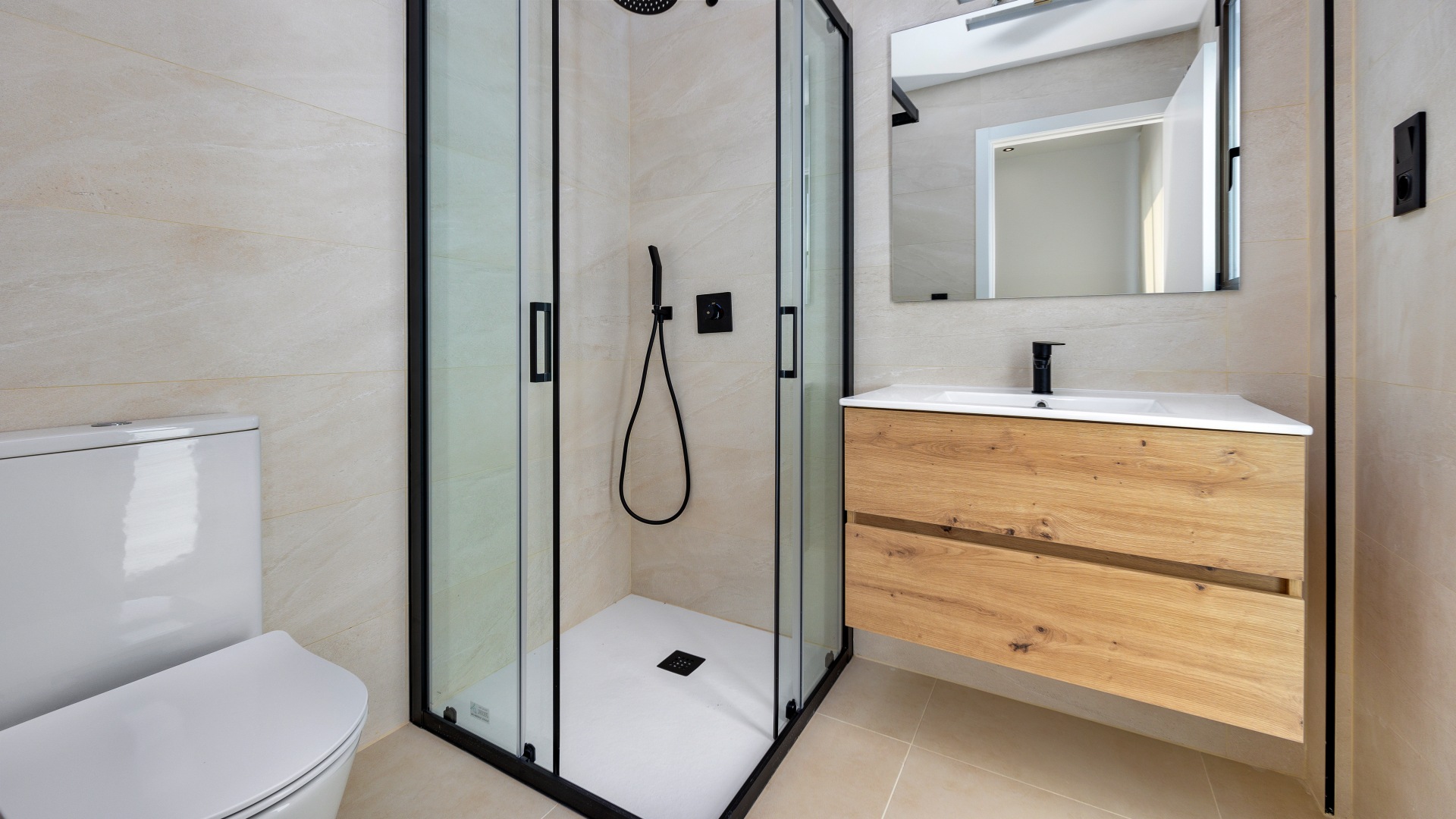 AGA-001-Antaal-Life-016-1