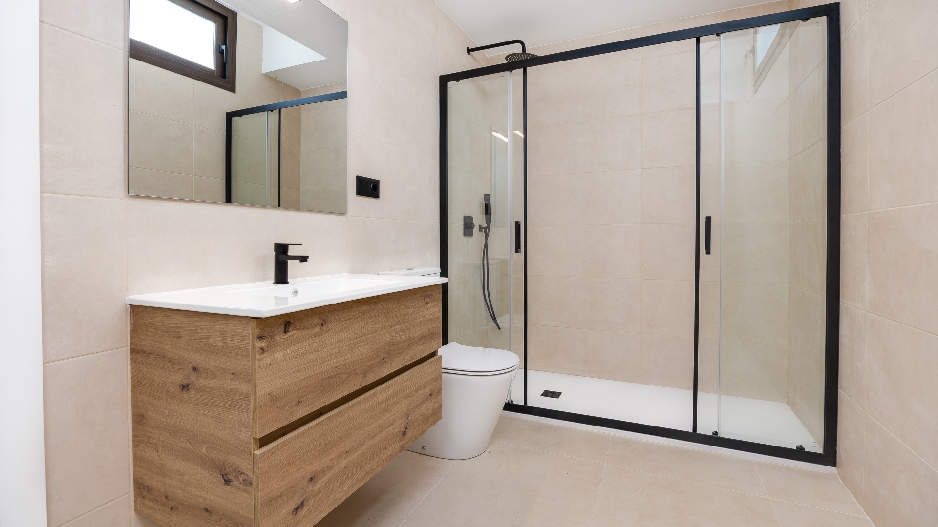 AGA-001-Antaal-Life-023-1