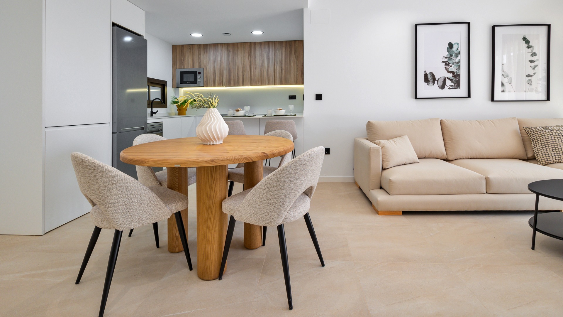 AGA-002-Antaal-Life-008