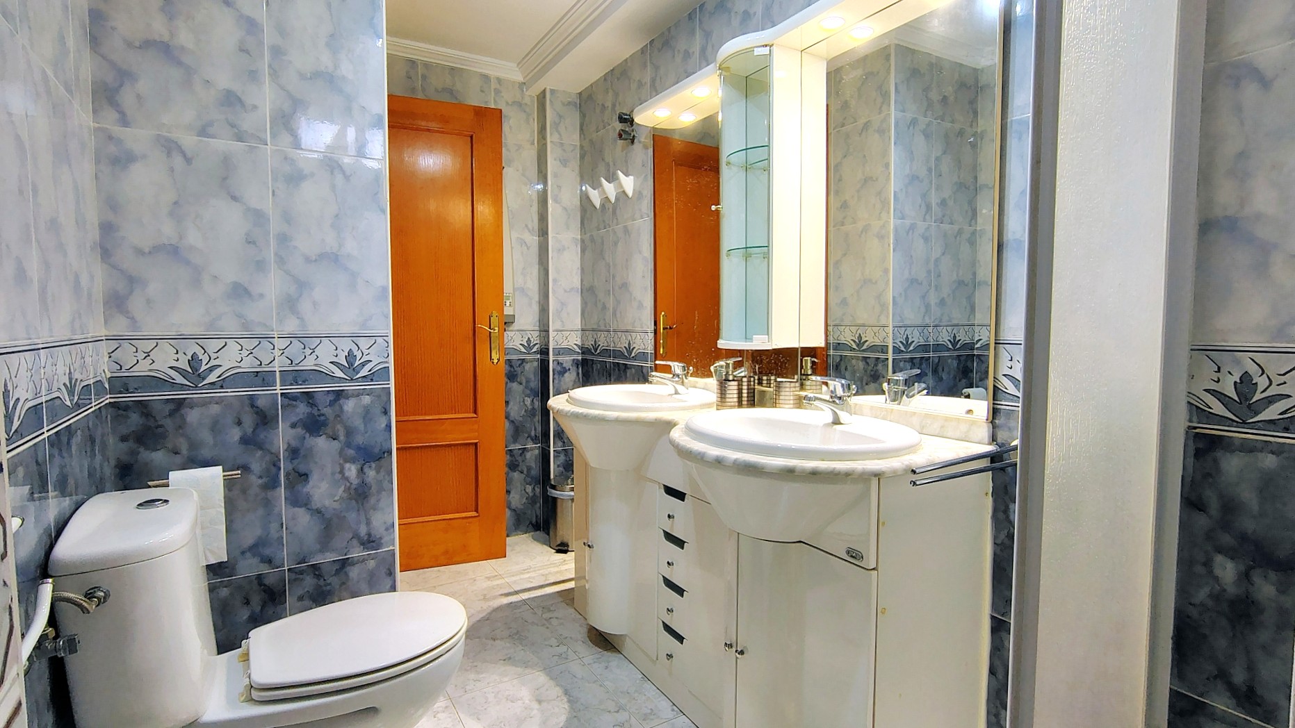 RENT-075-Antaal-Life-012